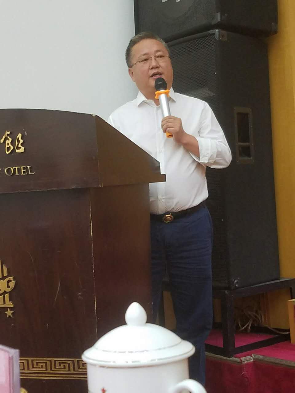 甘肃省投资商会庆“七一”党员大会圆满结束！