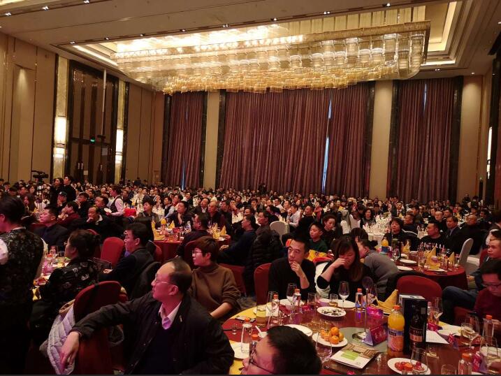 “践行社会责任· 助力扶贫攻坚暨甘肃省投资商会2019迎新年会”