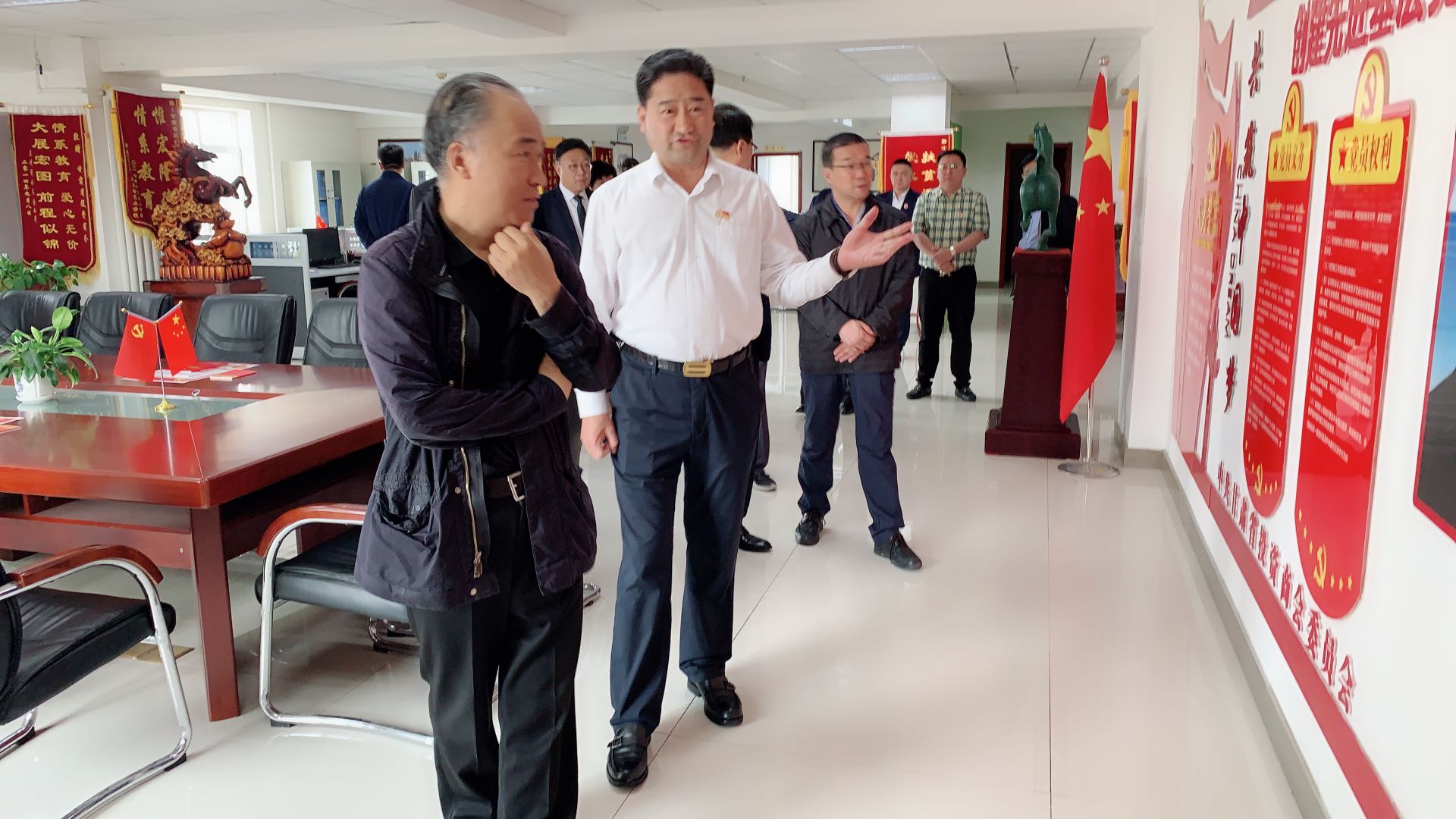 民政部社会组织服务中心党委书记刘忠祥一行莅临甘肃省投资商会调