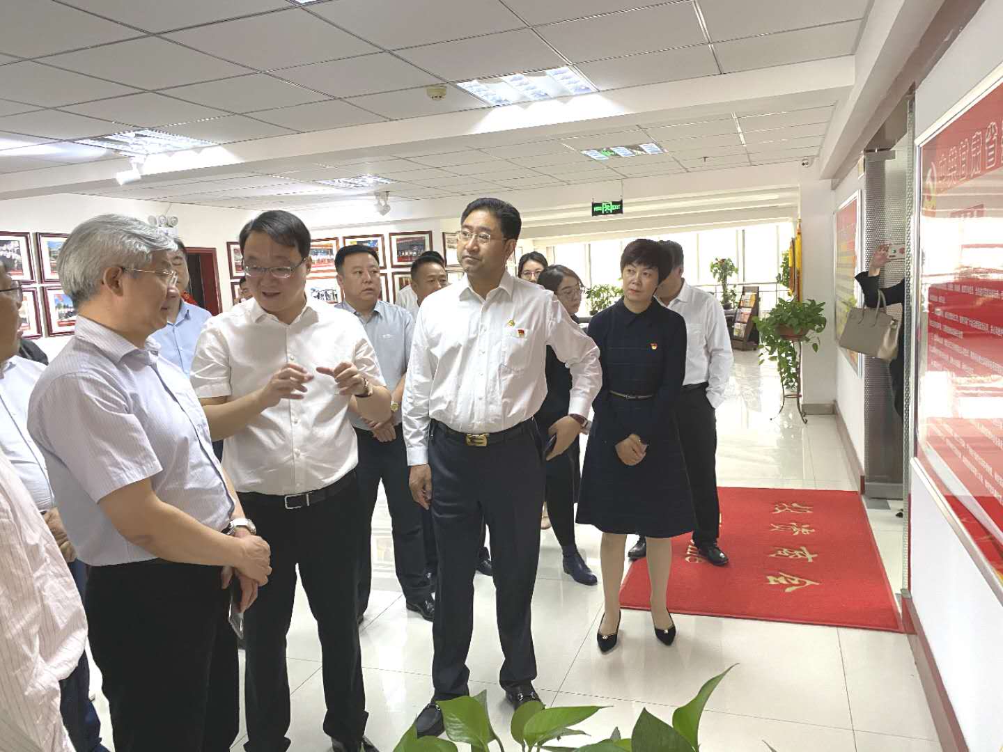 全国工商联第二联系调研组莅临甘肃省投资商会调研