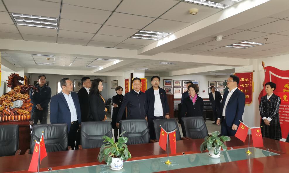 甘肃省委统战部副部长、省工商联党组书记苟天宏莅临甘肃省投资商