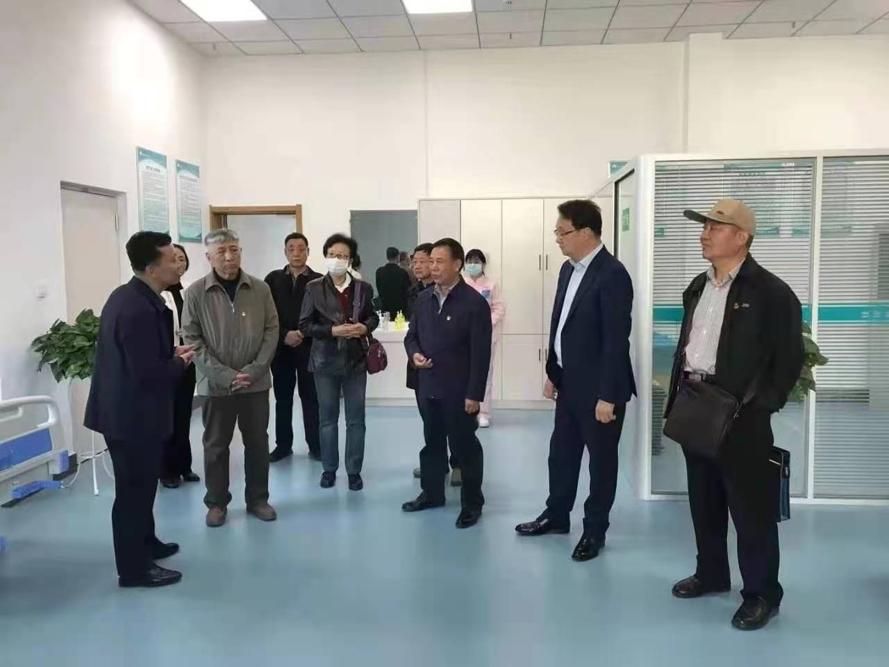 甘肃省工商联离退休干部党支部与省投资商会金益康医养中心党支部